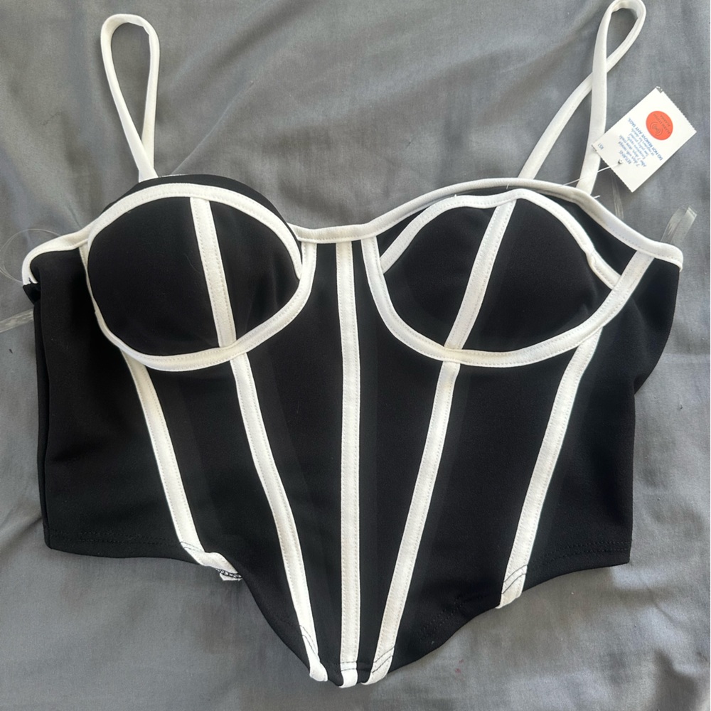 black with white size medium bustier